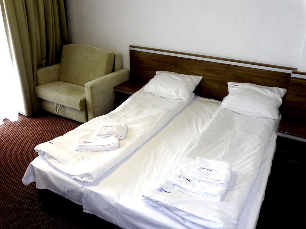 Bed and Breakfast Adamar Jastrzębia Góra Zimmer foto